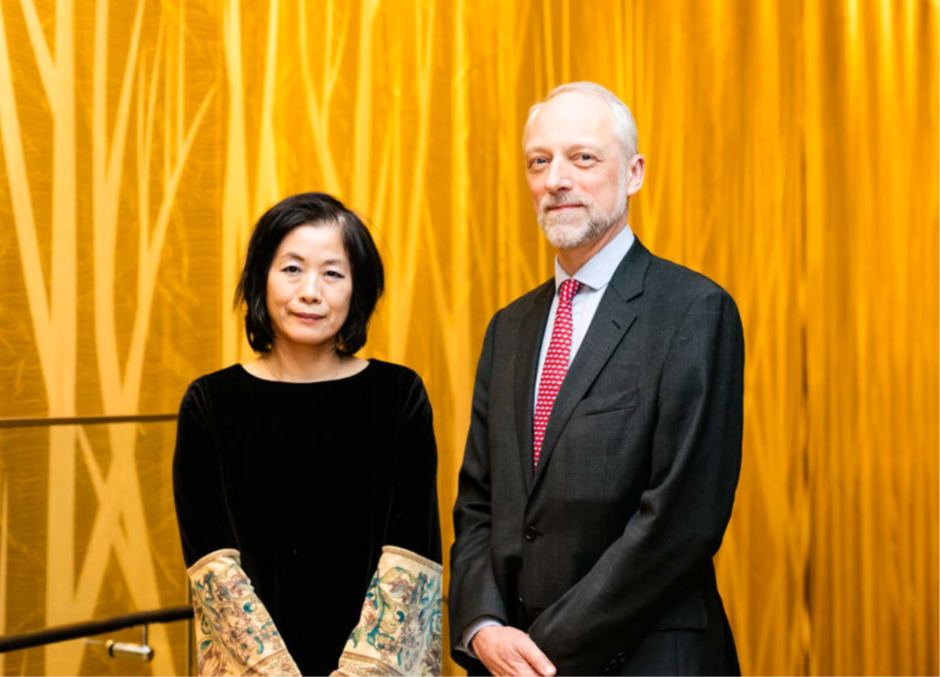 Motoko Kotani and A. Lindsay Greer AIMR/UoC COLLABORATIONS